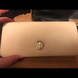 Tory Burch Wallet